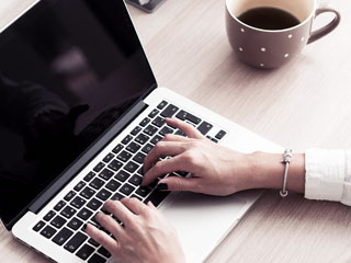 Mirages - 简洁的 Typecho 主题破解去授权无限制版本V7.10.0-VPSCHE小车博客 Mirages - 简洁的 Typecho 主题破解去授权无限制版本V7.10.0