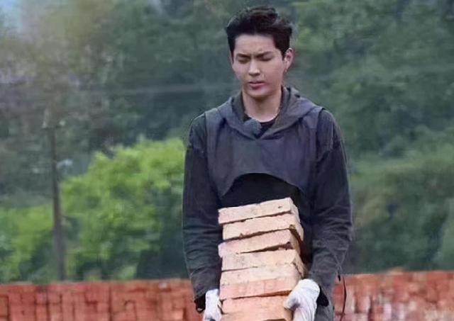 复盘一个无脑搬砖项目,新手实操每月7000+收益