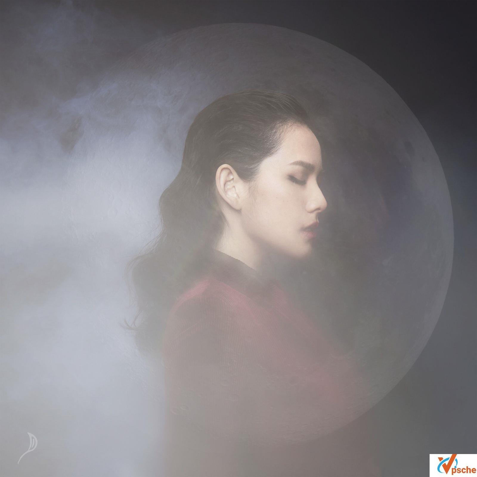 王诗安新专辑《月》