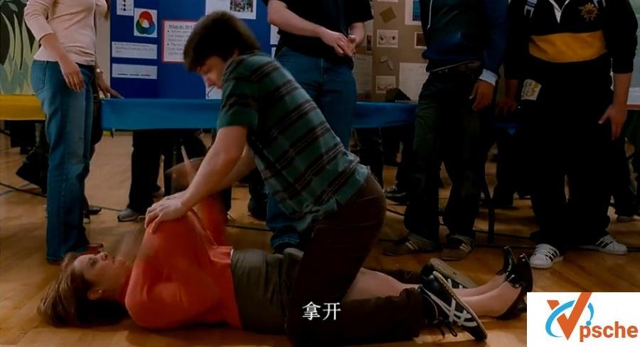 恶搞电影《超级英雄》蜻蜓侠 爆笑 百度云盘